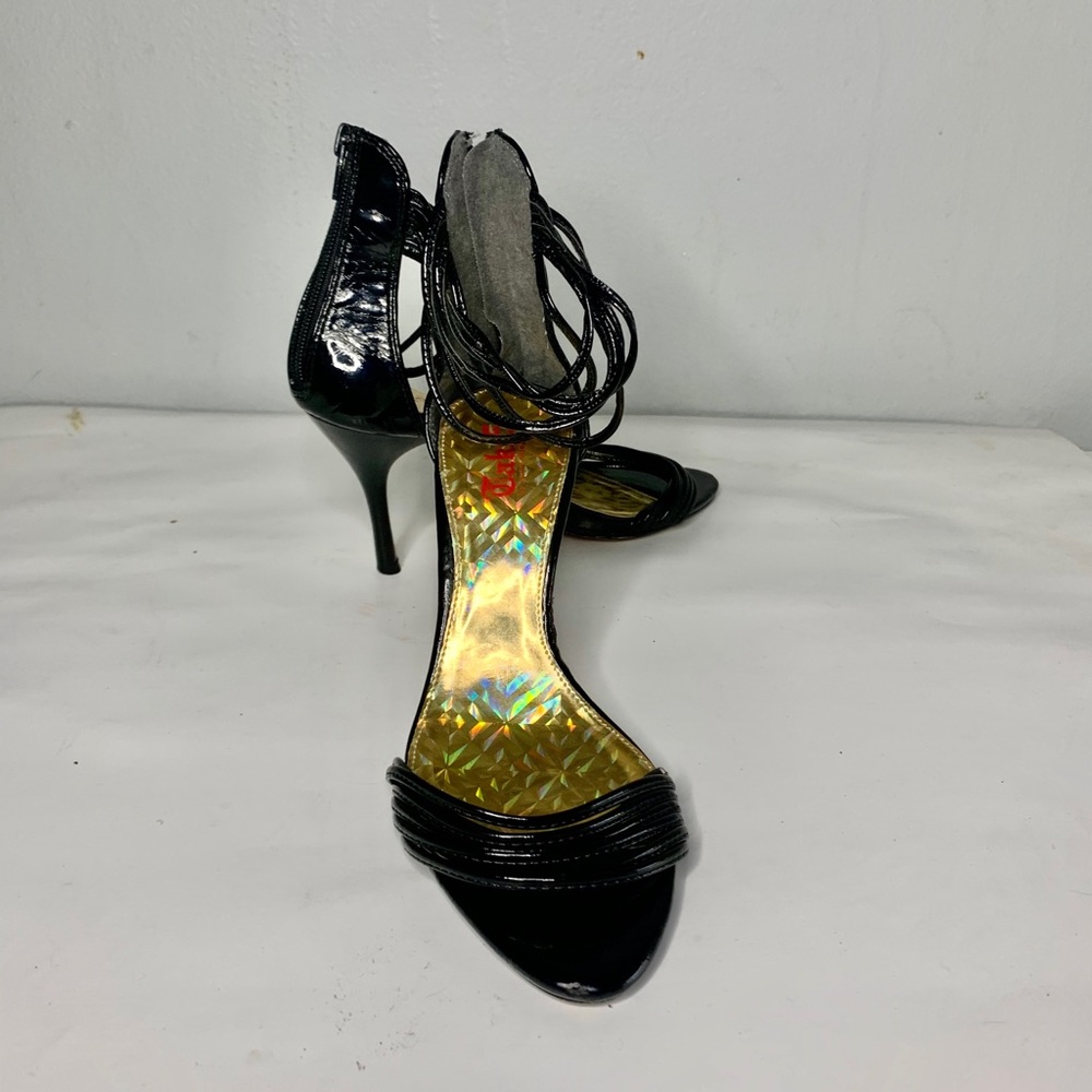 Take heels size 7